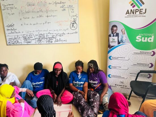 Formation en entrepreneuriat pour jeunes filles déscolarisées : l’ANPEJ et DECLIC renforcent les capacités de 30 bénéficiaires du programme Salmaitou