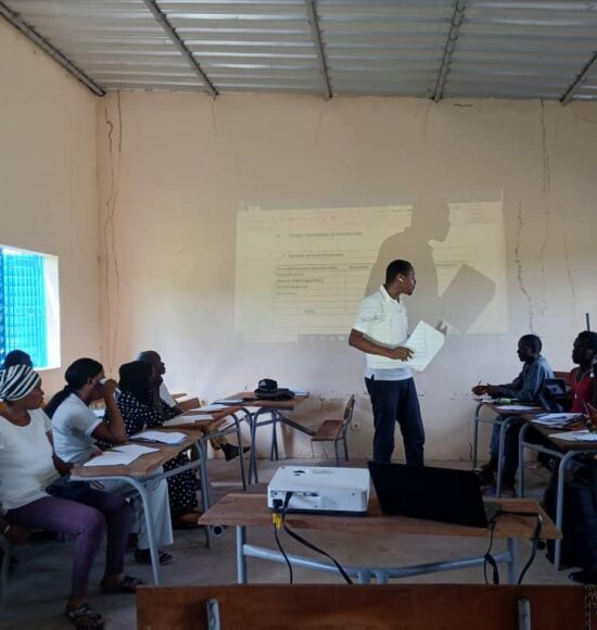 ANPEJ et Swisscontact accompagnent les jeunes de Tabi dans la formalisation de leurs idées de projet